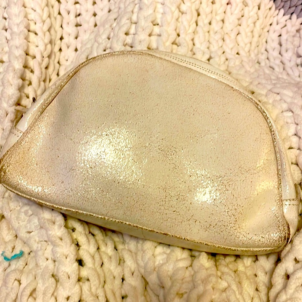 CLEARANCE SALE  Zara cracked leather clutch